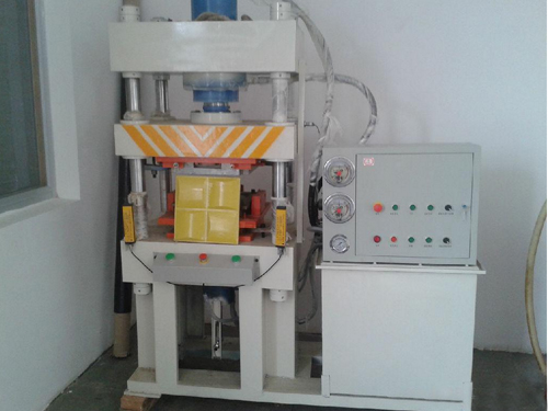 三維扣扳機(jī)